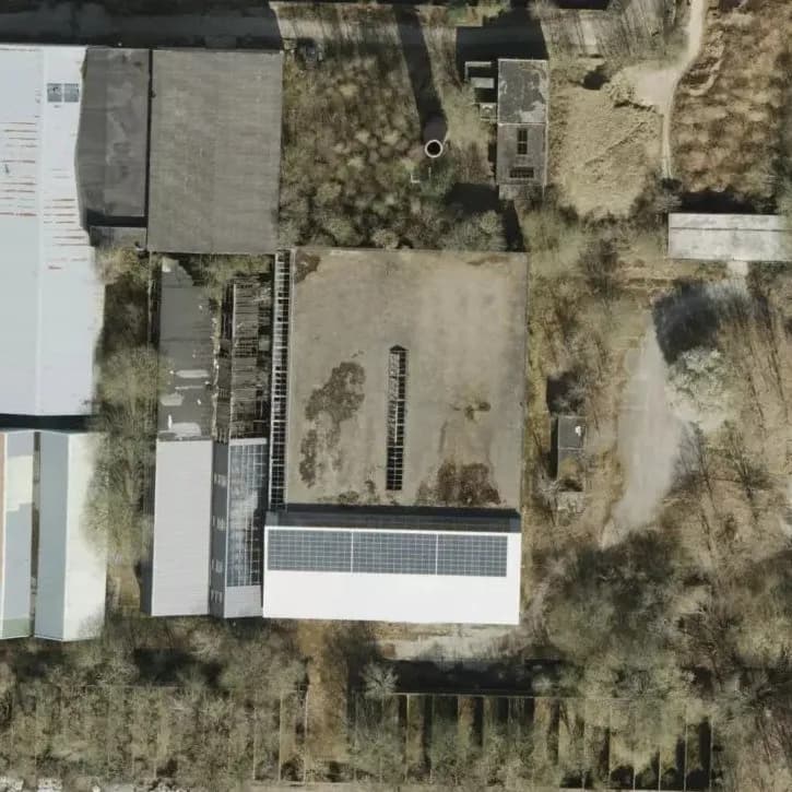 Verlaten Bedrijfspand