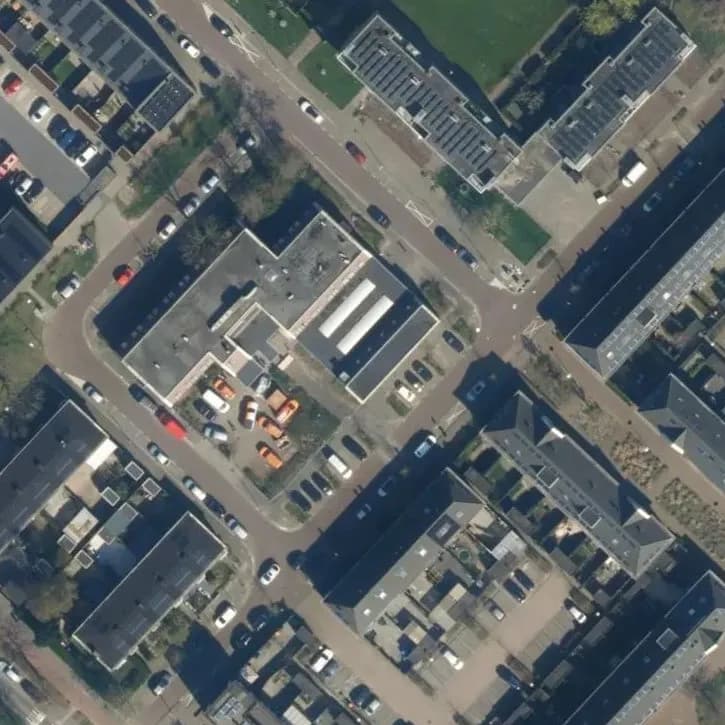 Verlaten bedrijfencomplex