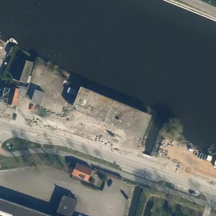 Verlaten Bedrijfspand