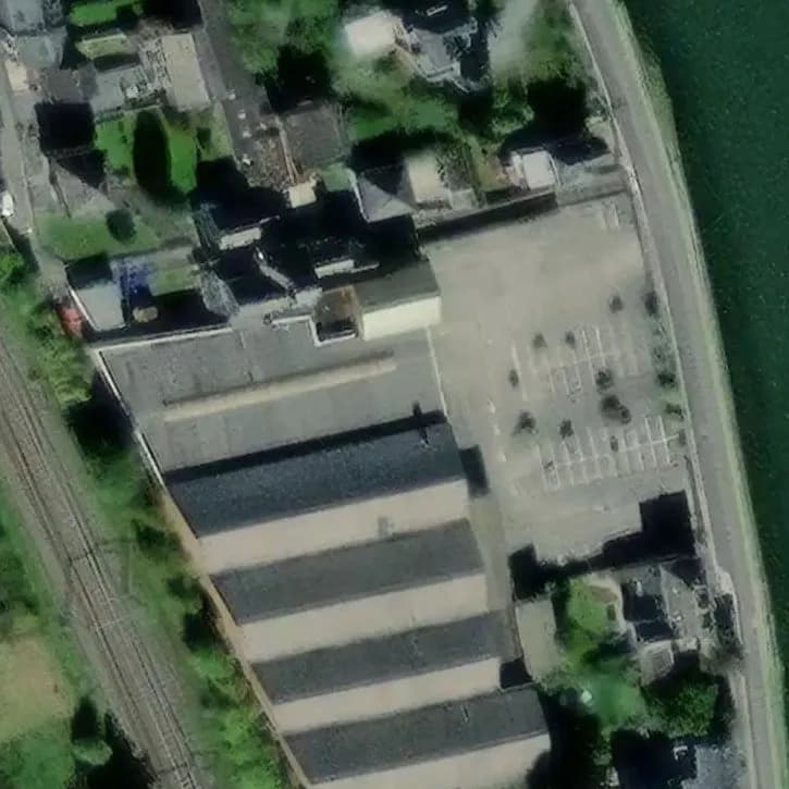 Verlaten Meubelwinkel	