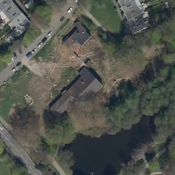 Verlaten Bijeenkomst gebouw	