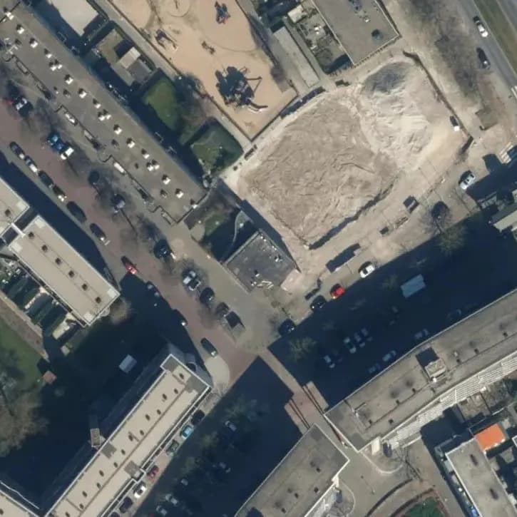 Verlaten Bedrijfspand