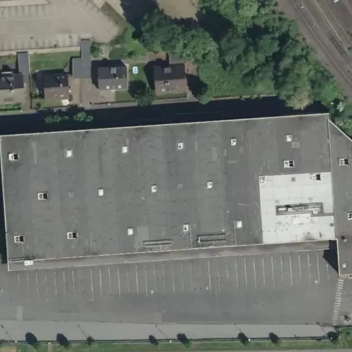 Verlaten Bedrijfspand